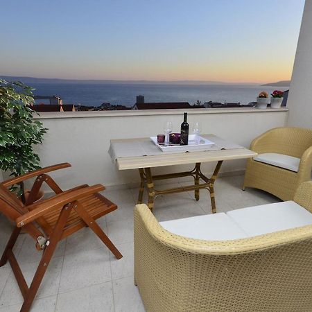 Apartment Zovko Макарска Екстериор снимка